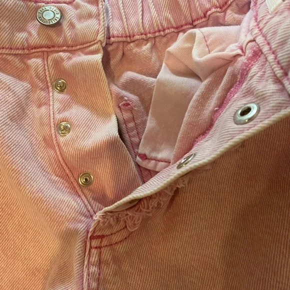 Zara Pink Denim Shorts - Picture 4 of 4